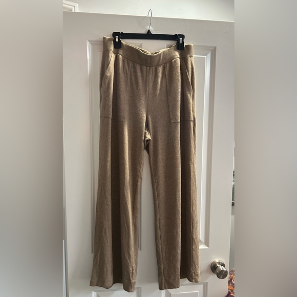 CAbi Wide Leg Tan Pants - Picture 2 of 9